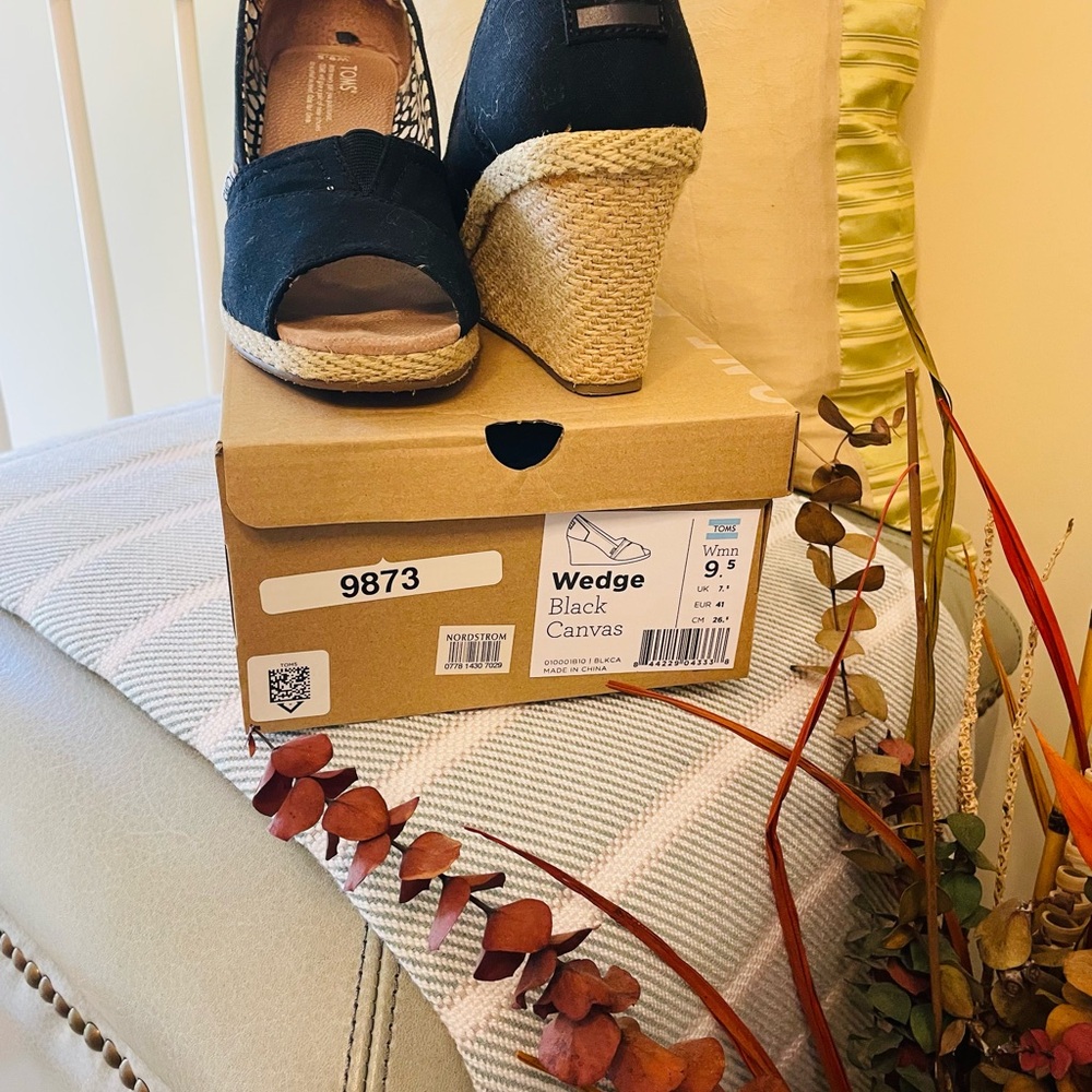 Toms Black Canvas Wedge Shoes